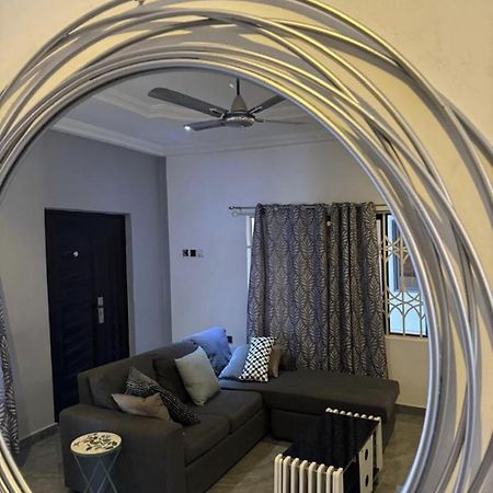 Baffour Apartments Adiebaba Екстер'єр фото
