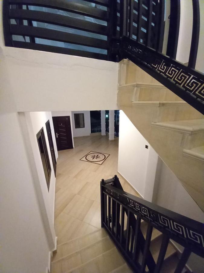 Baffour Apartments Adiebaba Екстер'єр фото