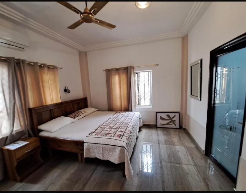 Baffour Apartments Adiebaba Екстер'єр фото