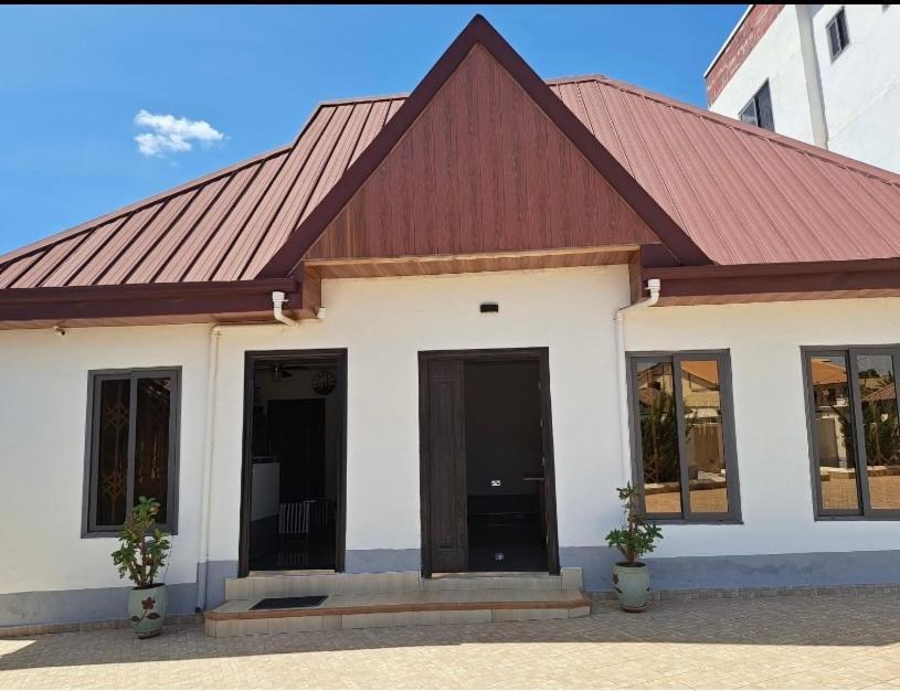 Baffour Apartments Adiebaba Екстер'єр фото