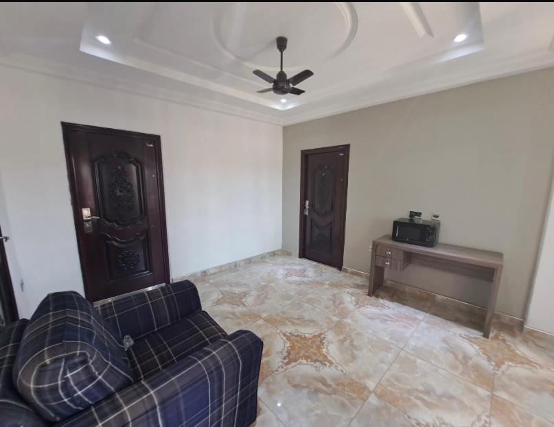 Baffour Apartments Adiebaba Екстер'єр фото
