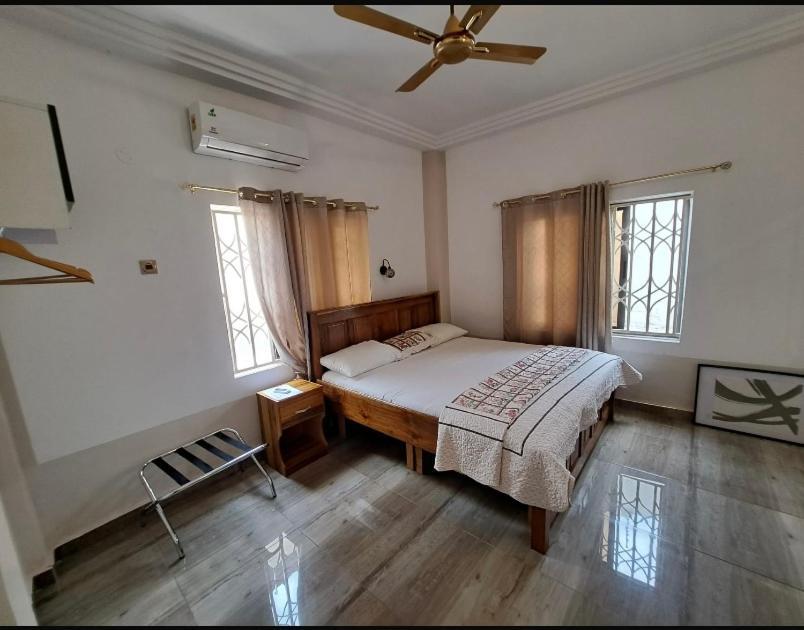 Baffour Apartments Adiebaba Екстер'єр фото